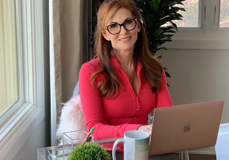 desk glasses computer